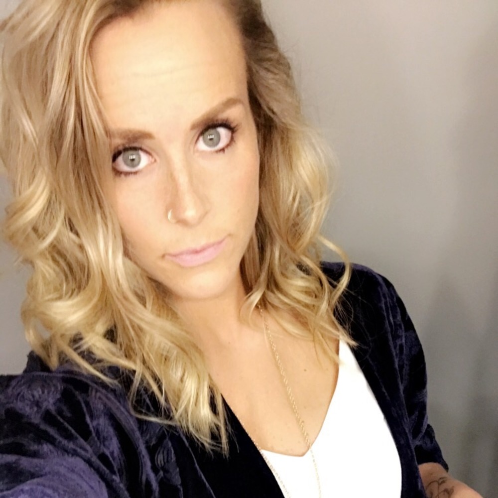 Meet your Posher, Emily